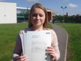 Chloe Ash Celebrates GCSEs